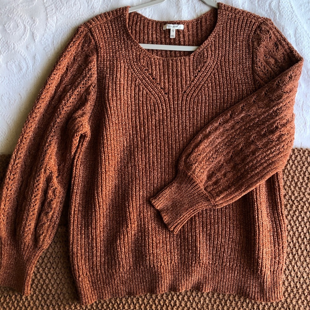 Gorgeous rust color sweater